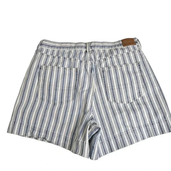 American Eagle Mom Shorts High  Rise Striped Blue White Size 12 - Picture 3 of 10